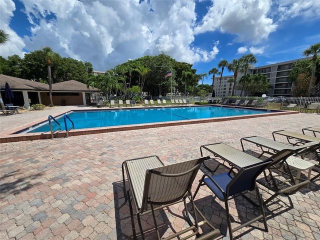 3001 S Course Drive 406, Pompano Beach, FL 33069
