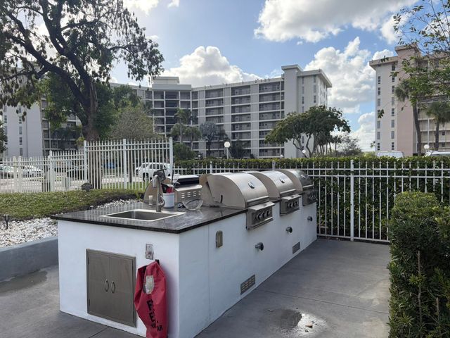 3001 S Course Drive 406, Pompano Beach, FL 33069