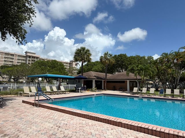 3001 S Course Drive 406, Pompano Beach, FL 33069