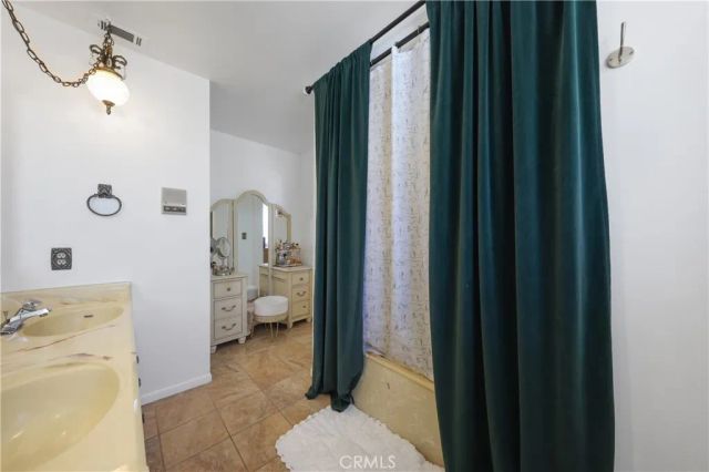 31050 Bedford, Redlands, CA 92373