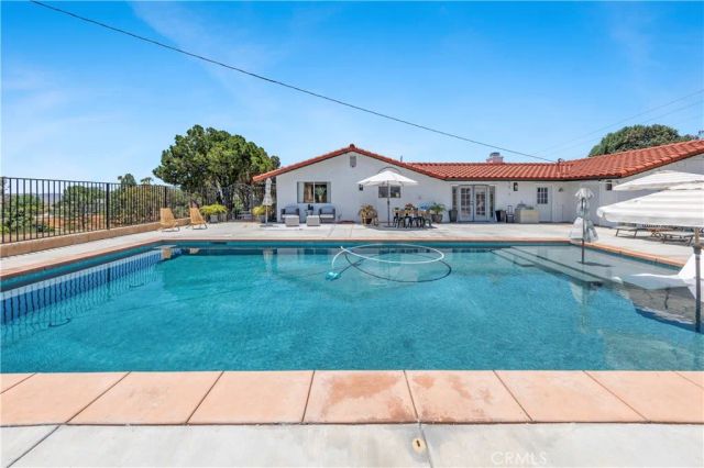 31050 Bedford, Redlands, CA 92373
