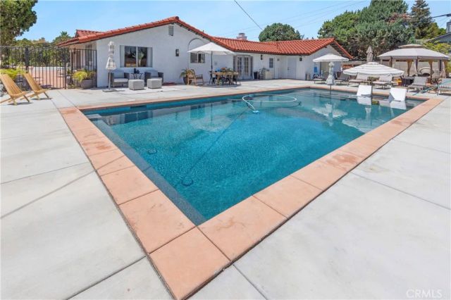 31050 Bedford, Redlands, CA 92373