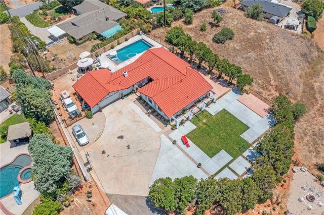 31050 Bedford, Redlands, CA 92373