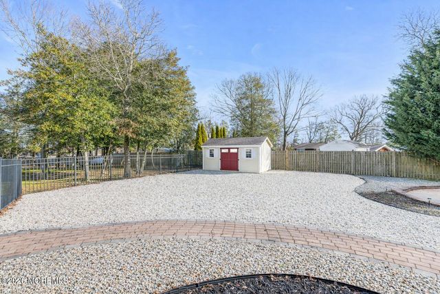 11 Lucille Court, Little Egg Harbor, NJ 08087