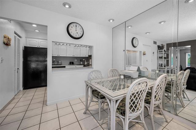 2600 PINE RIDGE WAY S A2, Palm Harbor, FL 34684