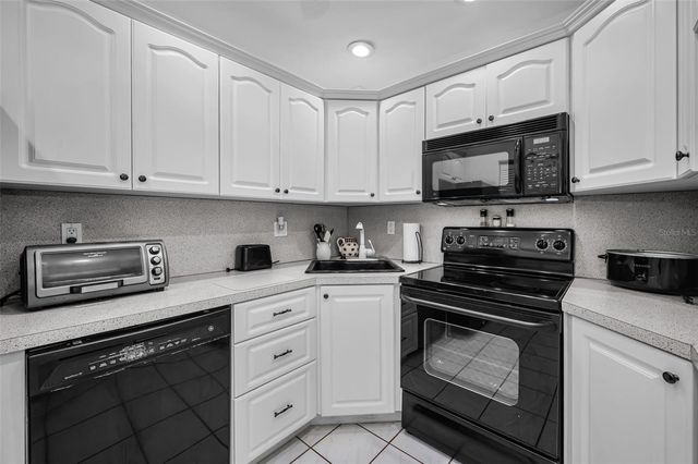 2600 PINE RIDGE WAY S A2, Palm Harbor, FL 34684