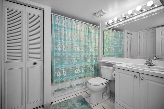 2600 PINE RIDGE WAY S A2, Palm Harbor, FL 34684
