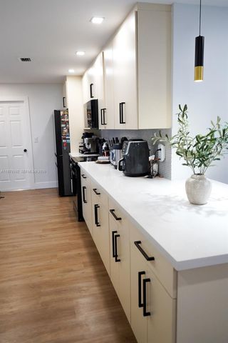 5506 SW 134th Pl, Miami, FL 33175