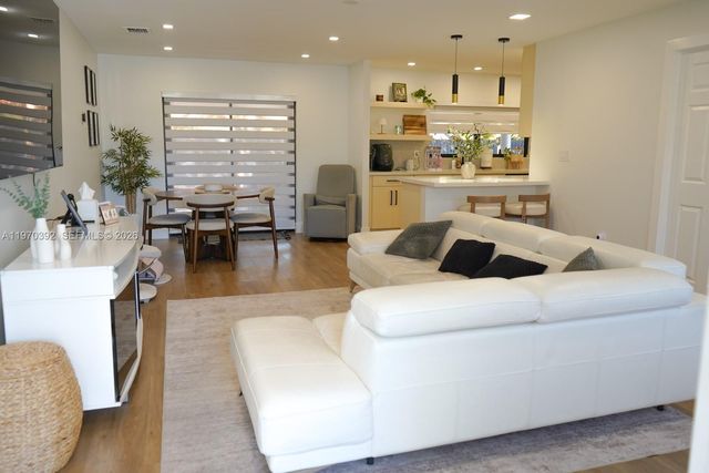 5506 SW 134th Pl, Miami, FL 33175