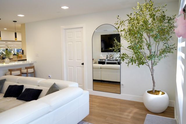 5506 SW 134th Pl, Miami, FL 33175