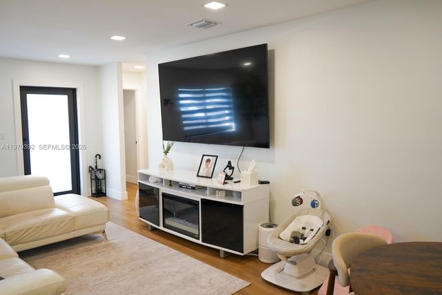 5506 SW 134th Pl, Miami, FL 33175