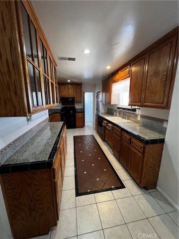 484 W 25th, San Bernardino, CA 92405