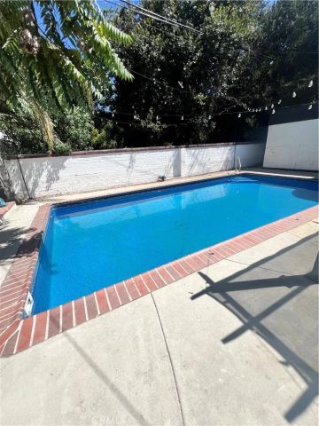 484 W 25th, San Bernardino, CA 92405