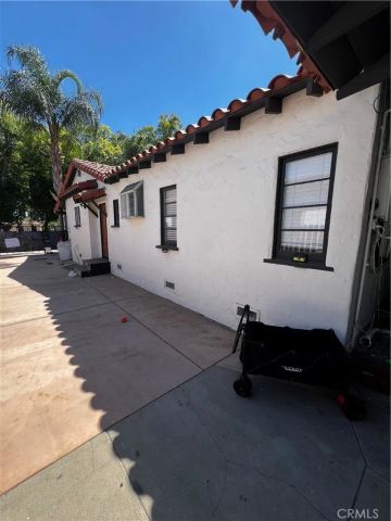484 W 25th, San Bernardino, CA 92405