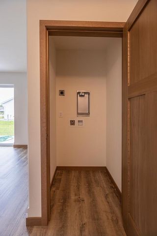 925-935 GREEN PASTURES TRAIL, Plover, WI 54467