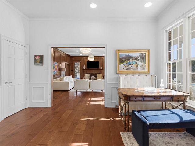 100 Hawn Court, Irving, TX 75038