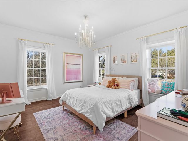 100 Hawn Court, Irving, TX 75038