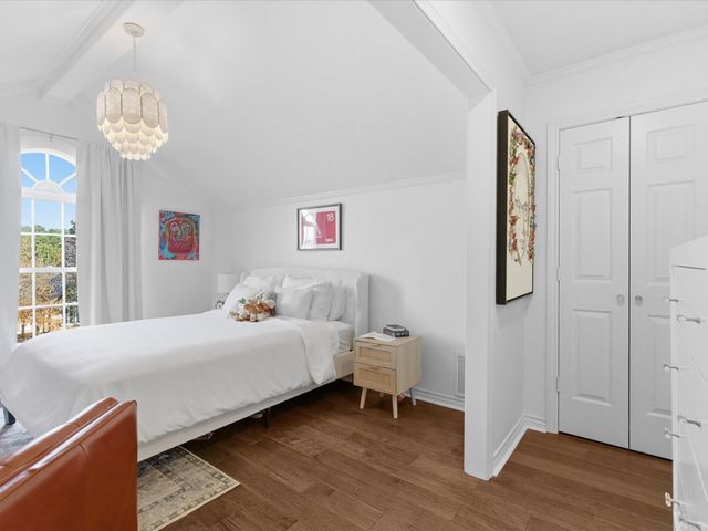 100 Hawn Court, Irving, TX 75038