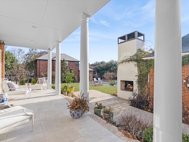 100 Hawn Court, Irving, TX 75038