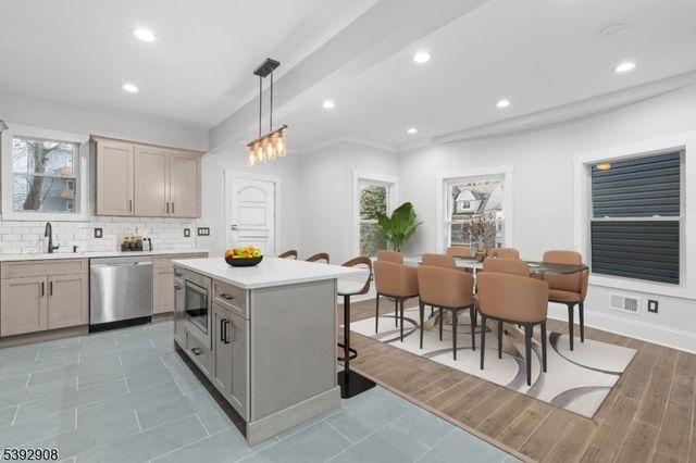 184 Seymour Ave, Newark City, NJ 07108