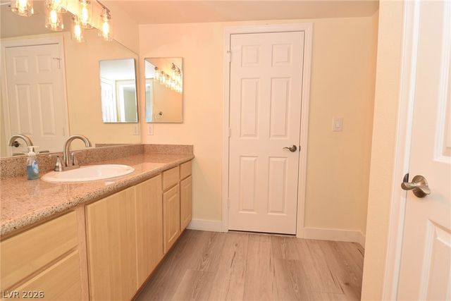 8000 Badura Avenue 2154, Las Vegas, NV 89113