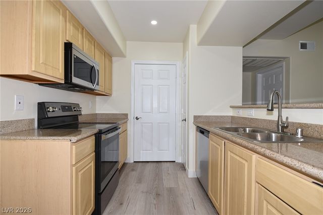 8000 Badura Avenue 2154, Las Vegas, NV 89113