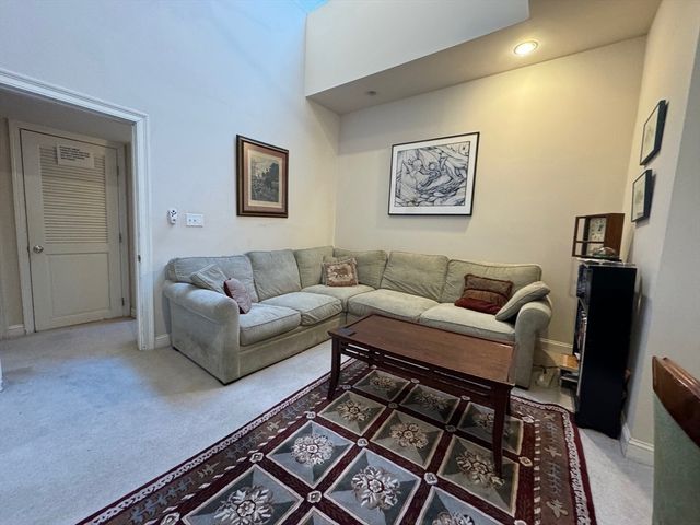 132 Boylston St 5, Boston, MA 02116