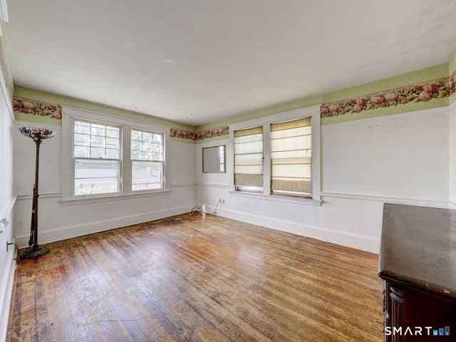 46 Merriman Street, Bristol, CT 06010