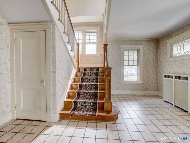 46 Merriman Street, Bristol, CT 06010