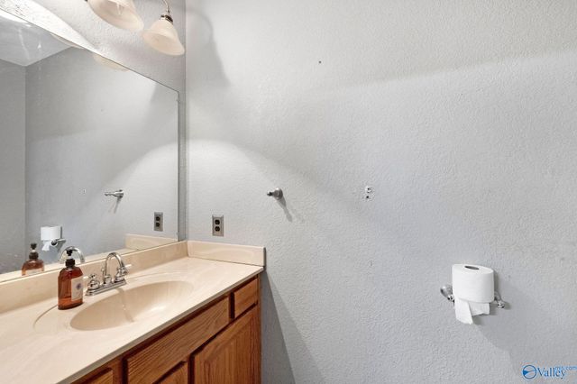 102 County Road 233, Rainsville, AL 35986