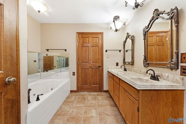 102 County Road 233, Rainsville, AL 35986