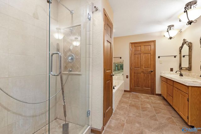 102 County Road 233, Rainsville, AL 35986