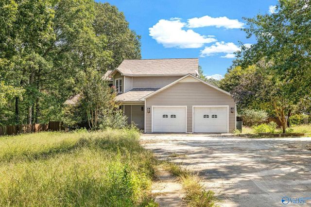 102 County Road 233, Rainsville, AL 35986