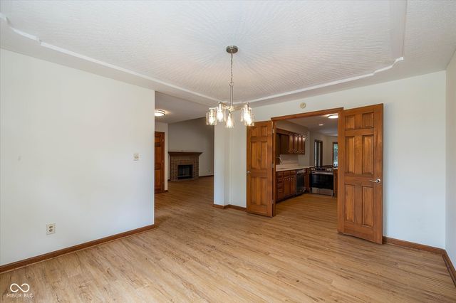 9121 Pinecreek Court, Indianapolis, IN 46256