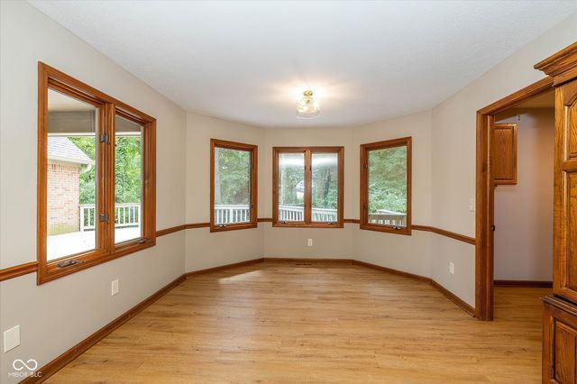 9121 Pinecreek Court, Indianapolis, IN 46256