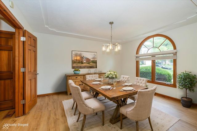 9121 Pinecreek Court, Indianapolis, IN 46256