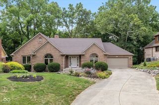 9121 Pinecreek Court, Indianapolis, IN 46256