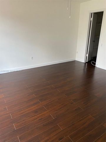 11561 SW 64 Street B, Miami, FL 33173