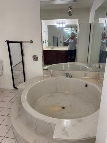 11561 SW 64 Street B, Miami, FL 33173