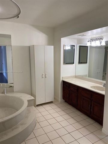 11561 SW 64 Street B, Miami, FL 33173