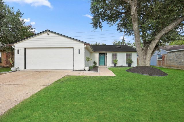 6814 Loch Langham Drive, Houston, TX 77084