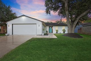 6814 Loch Langham Drive, Houston, TX 77084