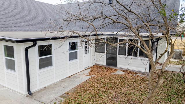 116 Rosedown St, Thibodaux, LA 70301