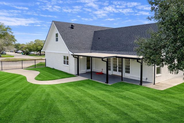 116 Rosedown St, Thibodaux, LA 70301