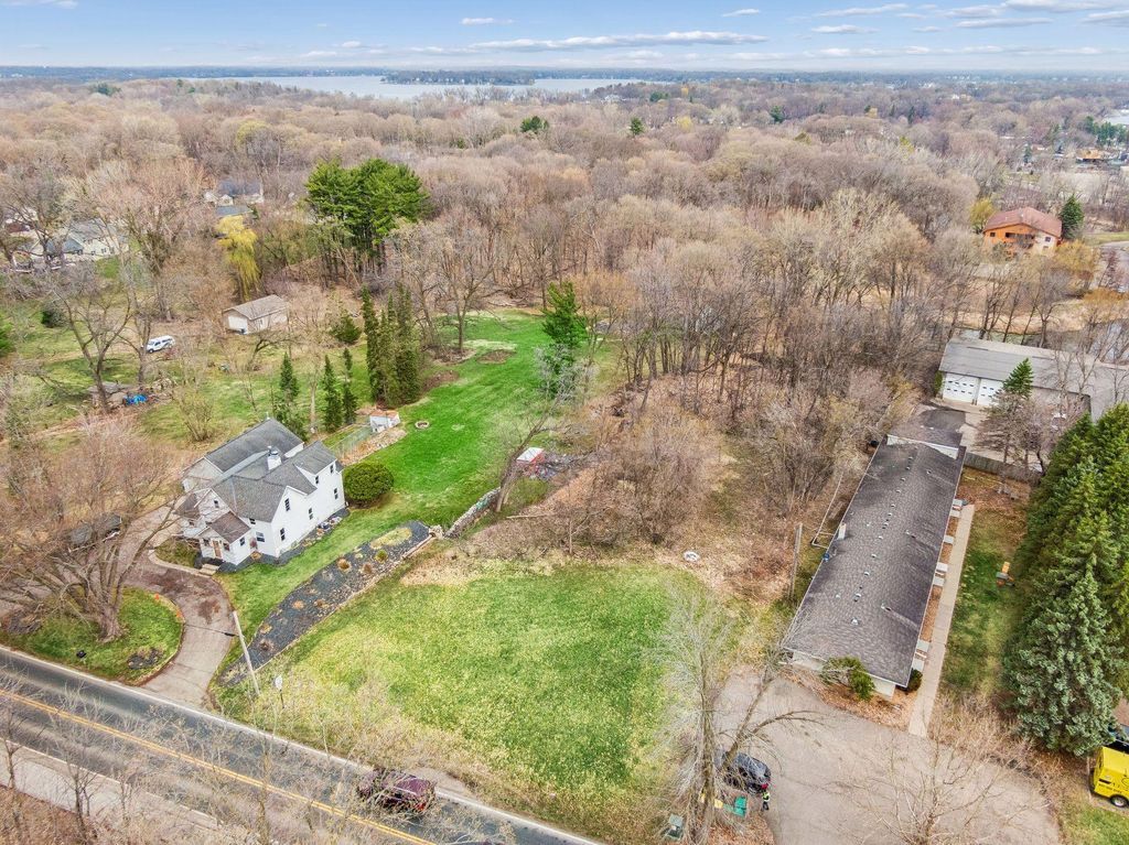 24560 Smithtown Road, Excelsior, MN 55331 — photo 2