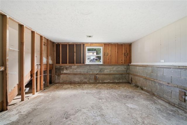 6865 Kimberly Mill Road, Atlanta, GA 30349