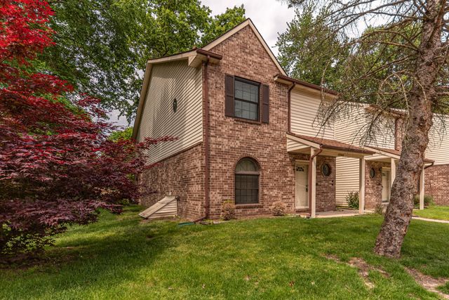 35868 Castlewood Court, Westland, MI 48185