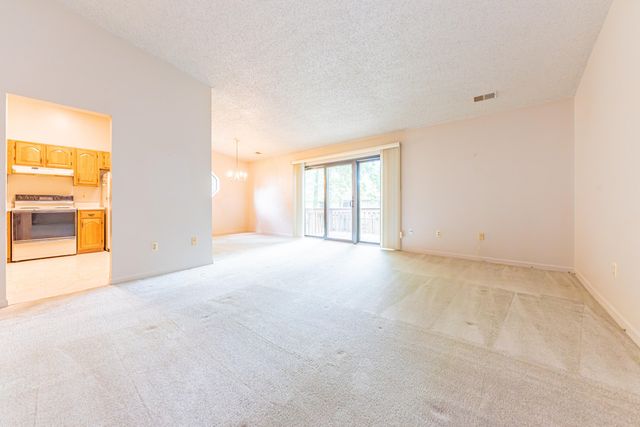 35868 Castlewood Court, Westland, MI 48185