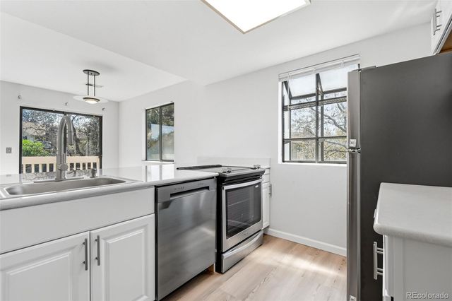 12470 E Cornell Avenue 304, Aurora, CO 80014