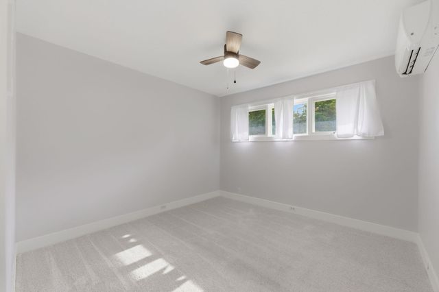 161 S Westview Dr, Andover, KS 67002